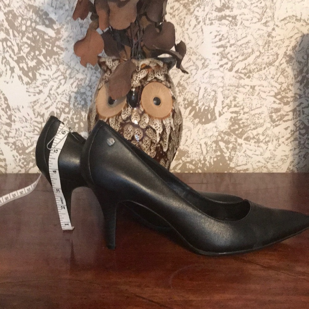 Calvin Klein heels excellent condition